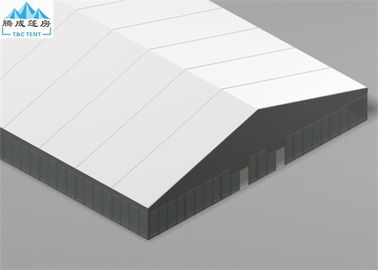 30X100M Reusachtige Tent voor Tijdelijke Openlucht de a-Vorm van het Tentoonstellingspakhuis Op zwaar werk berekende Witte Dakdekking